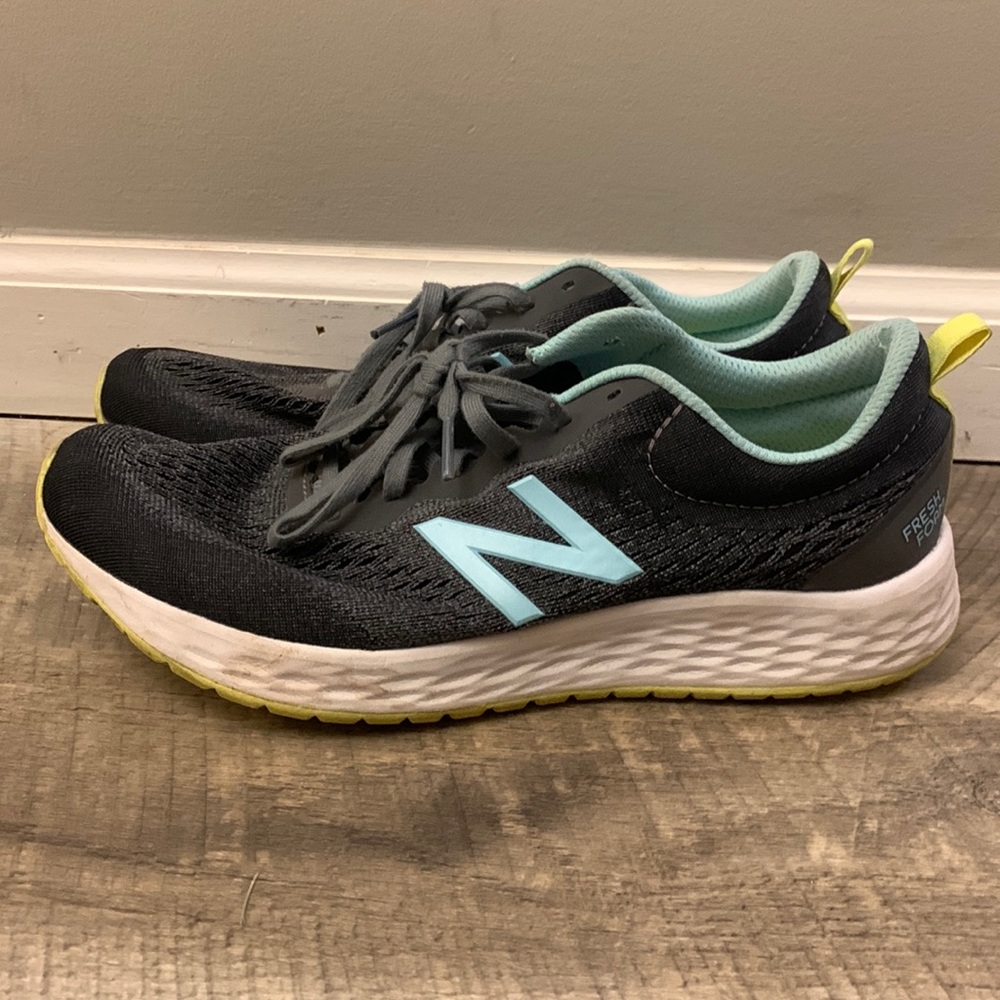 New Balance ~ Size 10